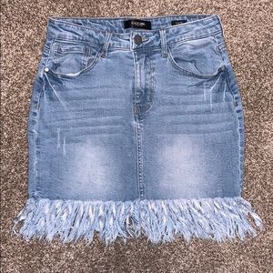 Denim mini skirt with fringe